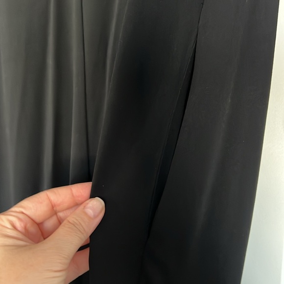 Issa low back dress , with pocket detail - Picture 7 of 9